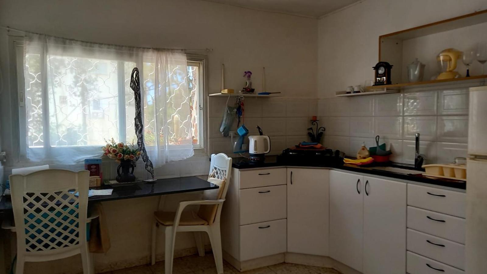Stella Maris Hosting Appartement Haifa Buitenkant foto
