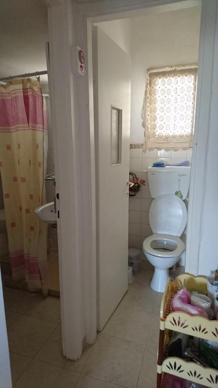 Stella Maris Hosting Appartement Haifa Buitenkant foto