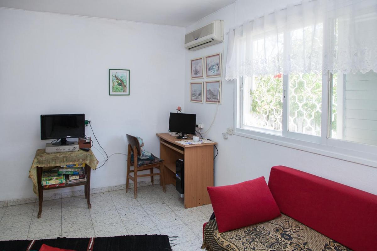 Stella Maris Hosting Appartement Haifa Buitenkant foto